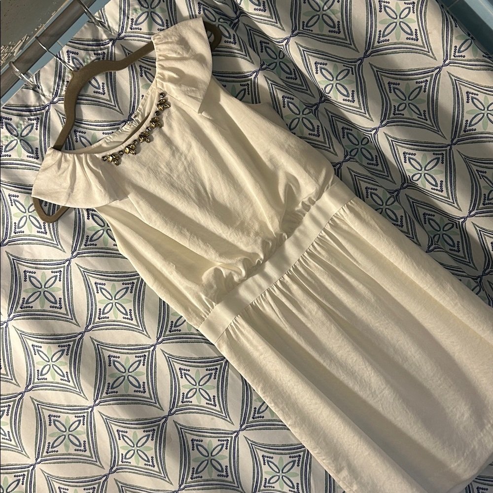 EUC LOFT White Dress w/Gem Accents, Lined and Sleeveless, Perfect Gemstones!!! - Picture 3 of 15